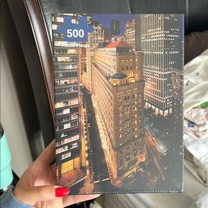 500 Piece Federal Reserve Bank NYC Cityscape Puzzle